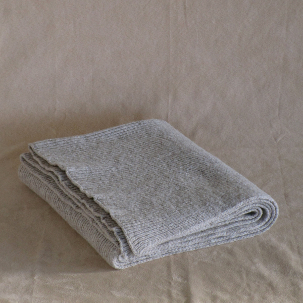 ribbed wrap light gray