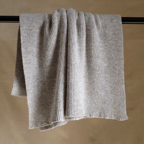 ribbed wrap light gray