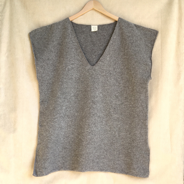 serged-edge tunic medium gray