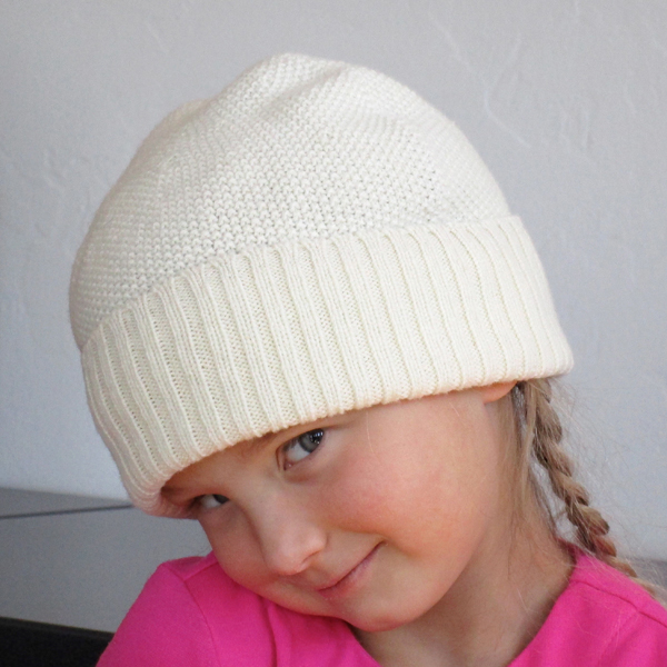 seed stitch cuff cap white