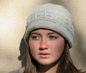 handknit rolled edge cap light gray