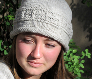 handknit rolled edge cap light gray