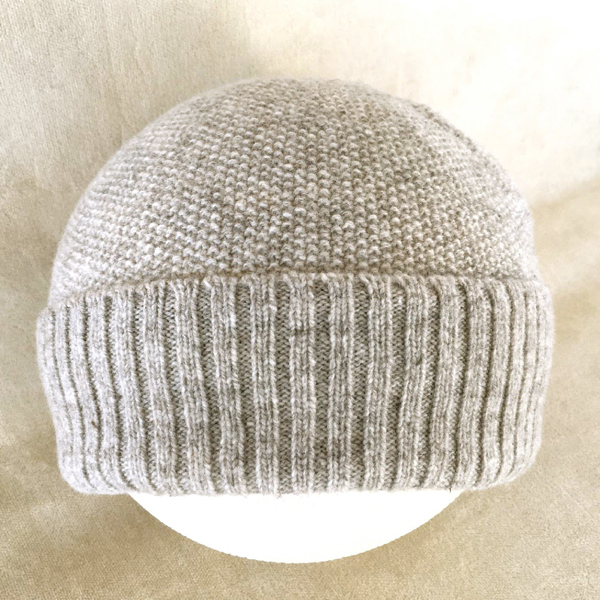 seed stitch cuff cap light gray