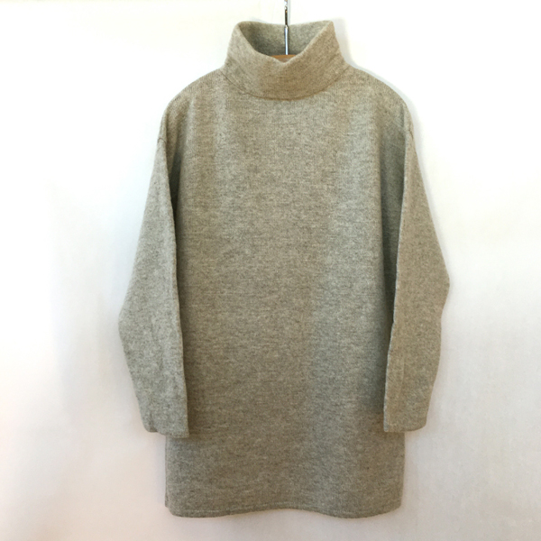 Portrait-Neck Tunic-Length Sweater, Light Gray