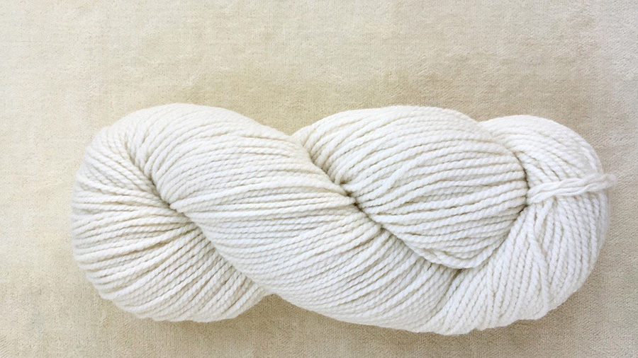 woolen-spun worsted aran weight yarn, white