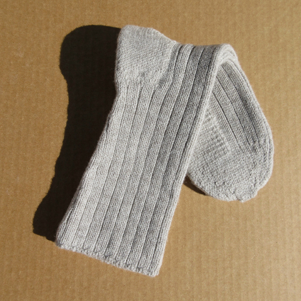 worsted crew sock, light gray