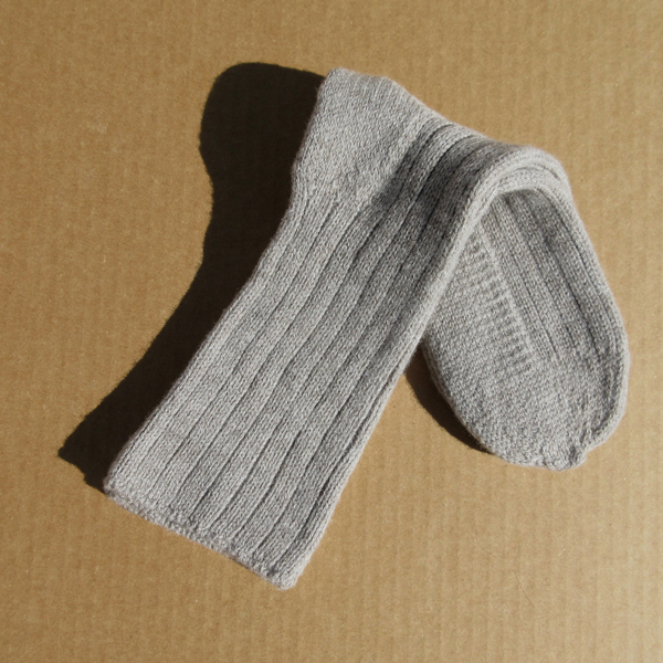 worsted crew sock, medium gray