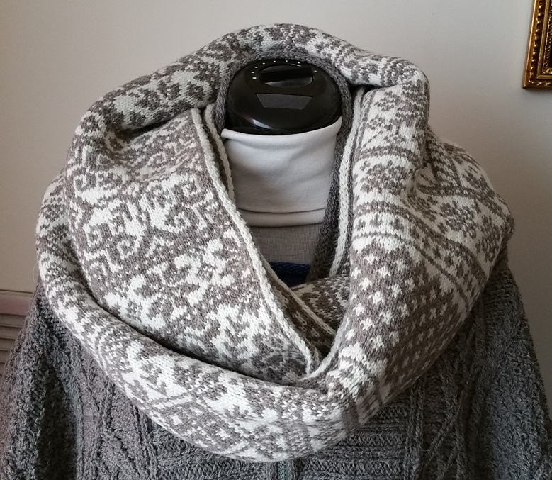 crazed scandinavian cowl wendy johnson