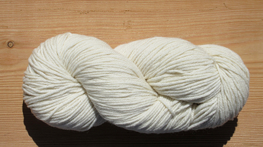 worsted-spun worsted weight yarn, white